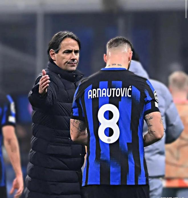 俱乐部在市 俱乐部在市