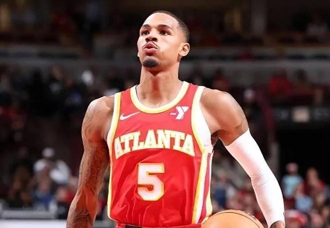 一名玩家选 一名玩家选